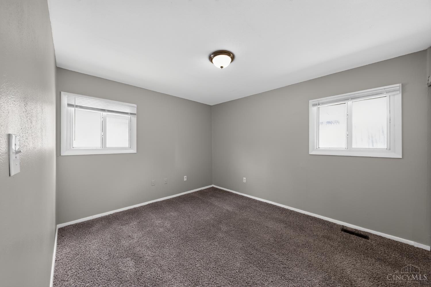 2454 Schon Drive Property Photo 23