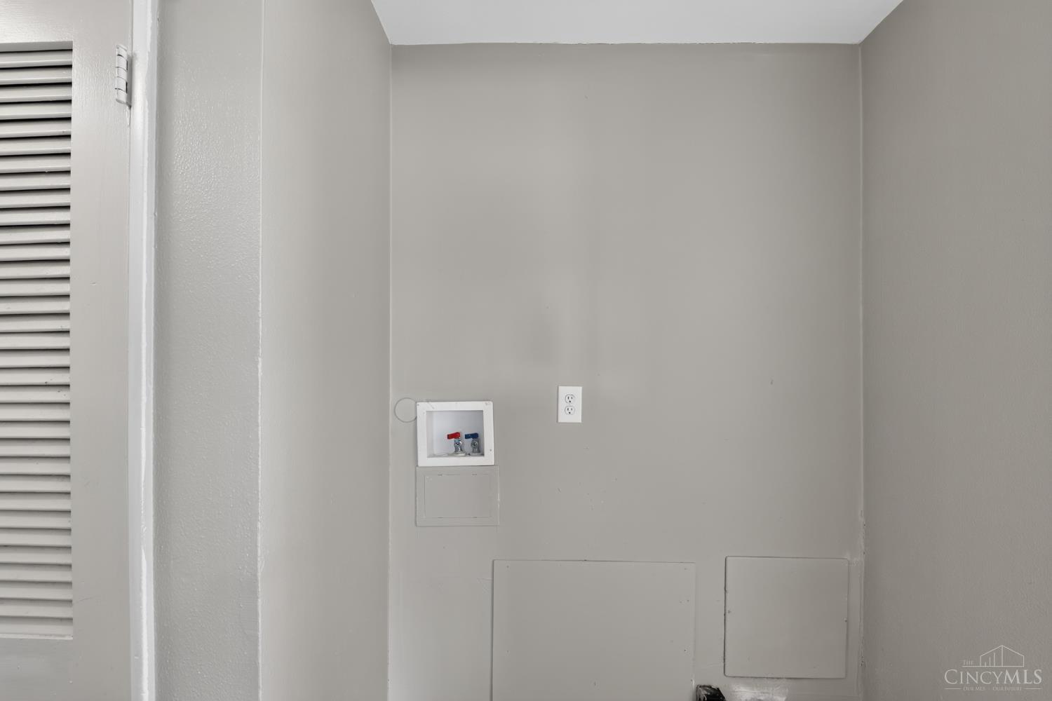 2454 Schon Drive Property Photo 28