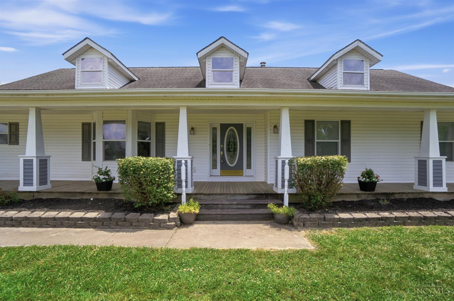 7353 Ross Road Property Photo 4