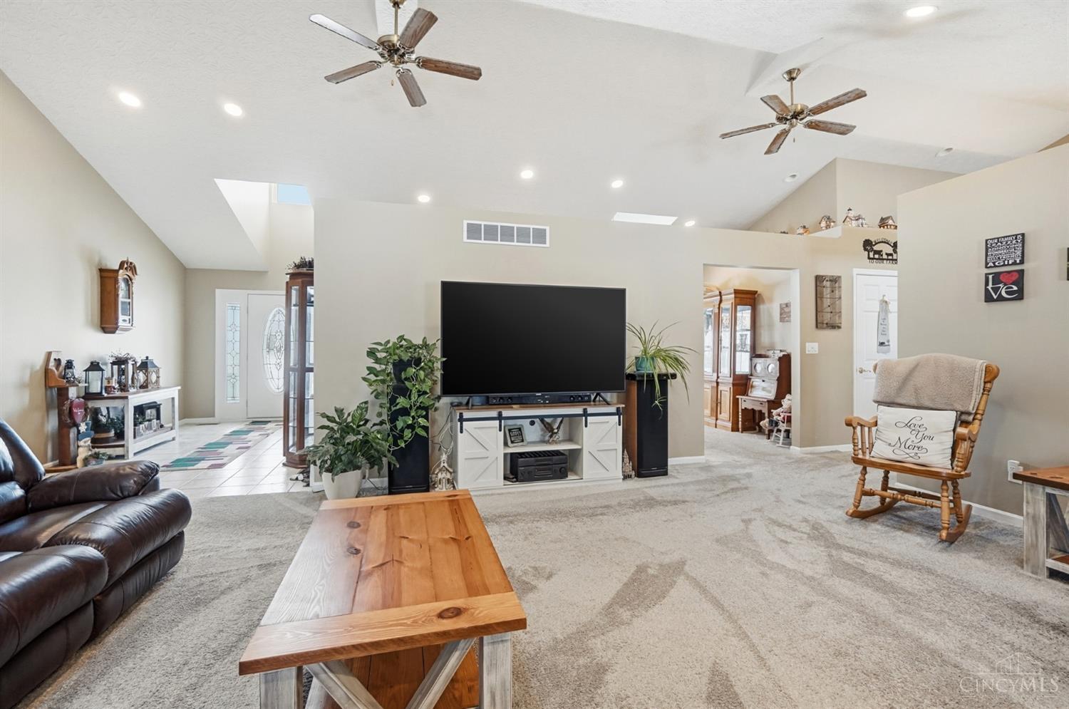 7353 Ross Road Property Photo 18