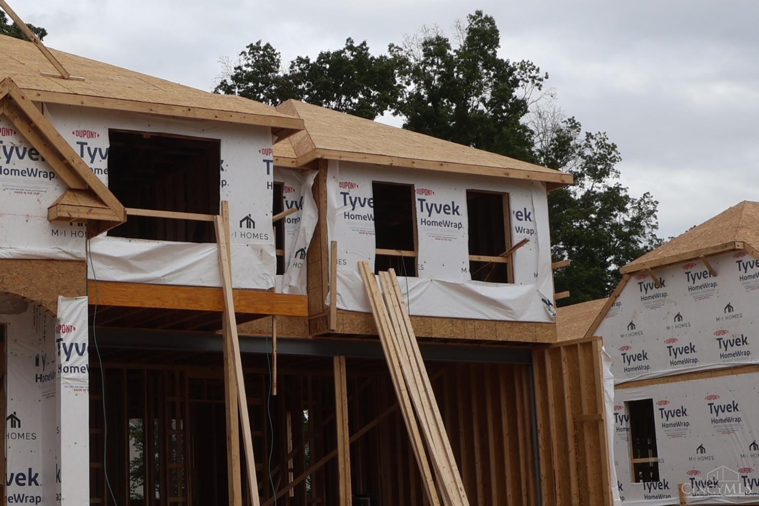 1740 Goldfinch Lane Property Photo 2
