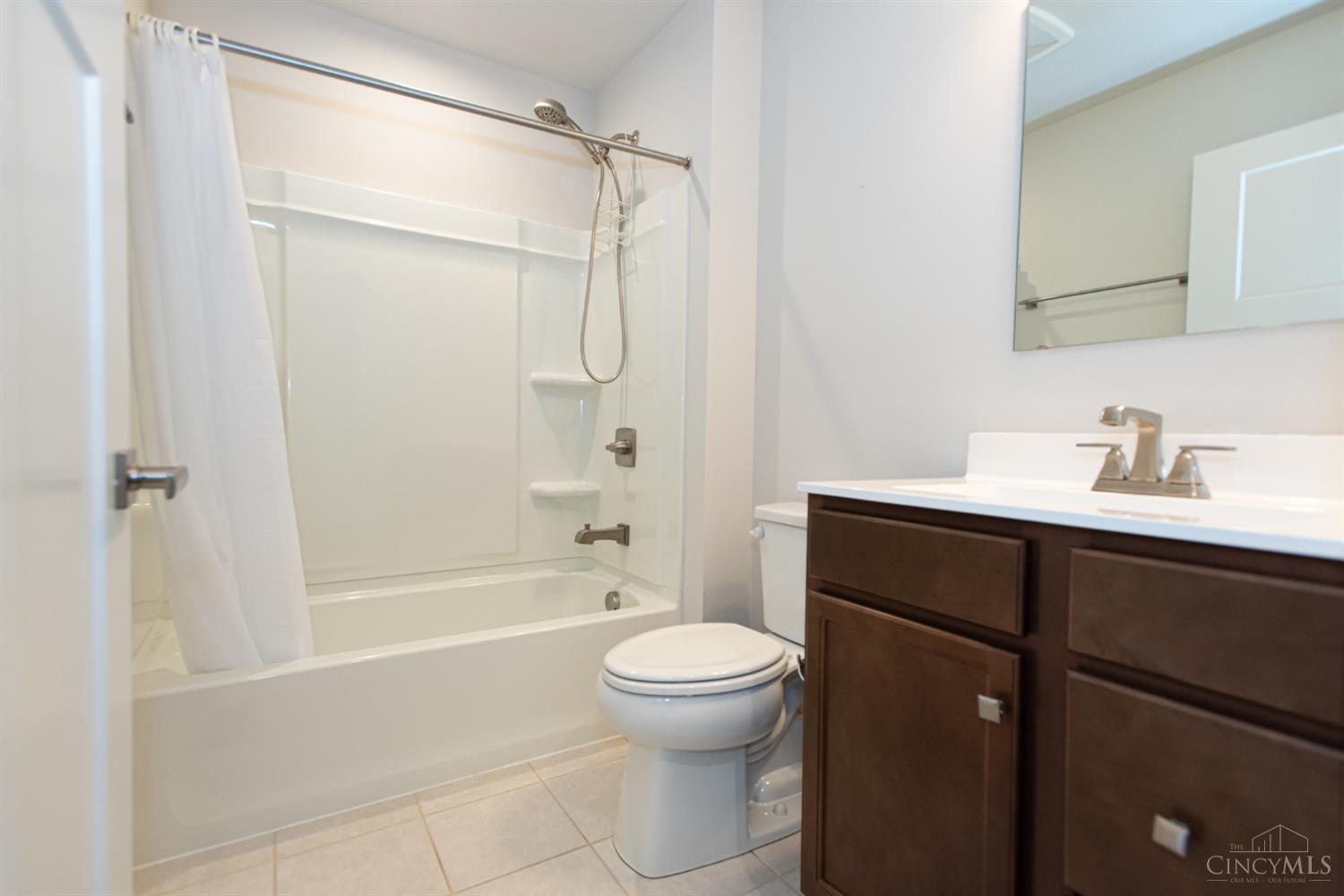 6639 Crystal Harbour Drive Property Photo 8