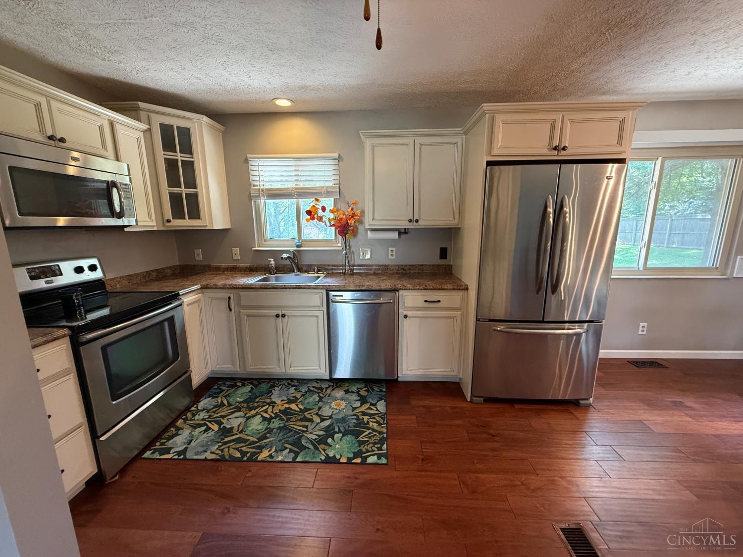 1831 Augusta Boulevard Property Photo 6