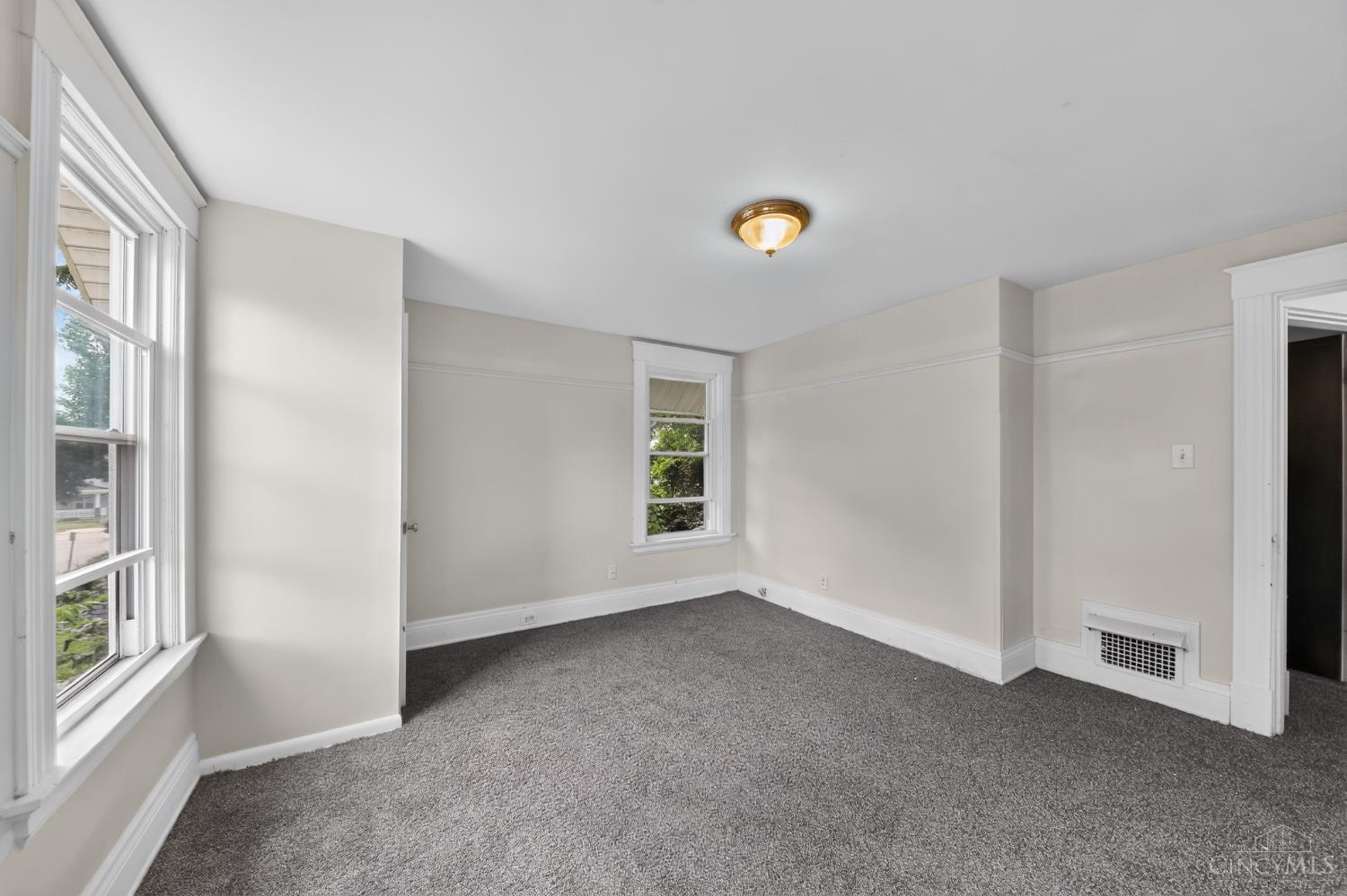4311 Normandy Avenue Property Photo 20