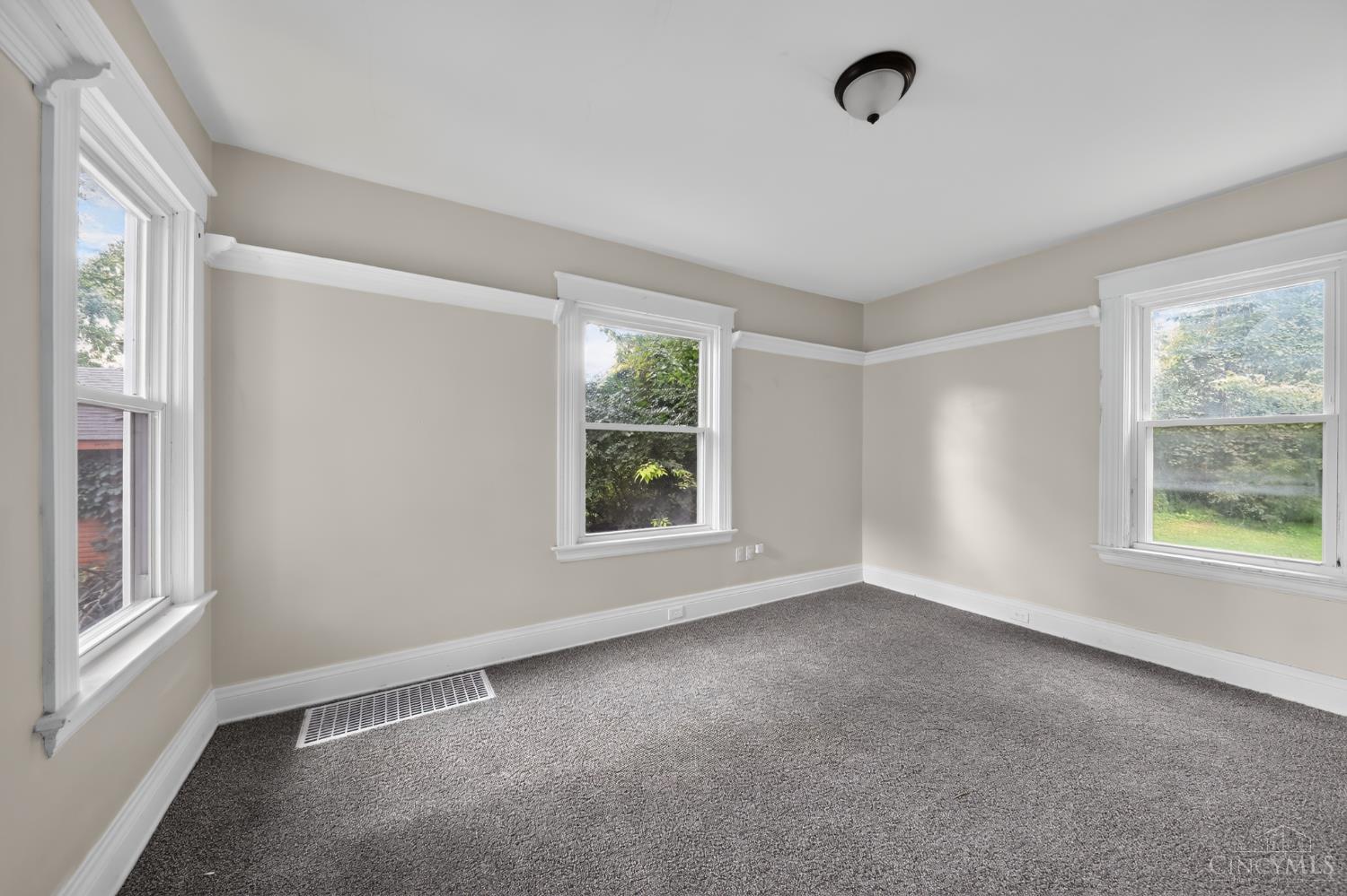 4311 Normandy Avenue Property Photo 22