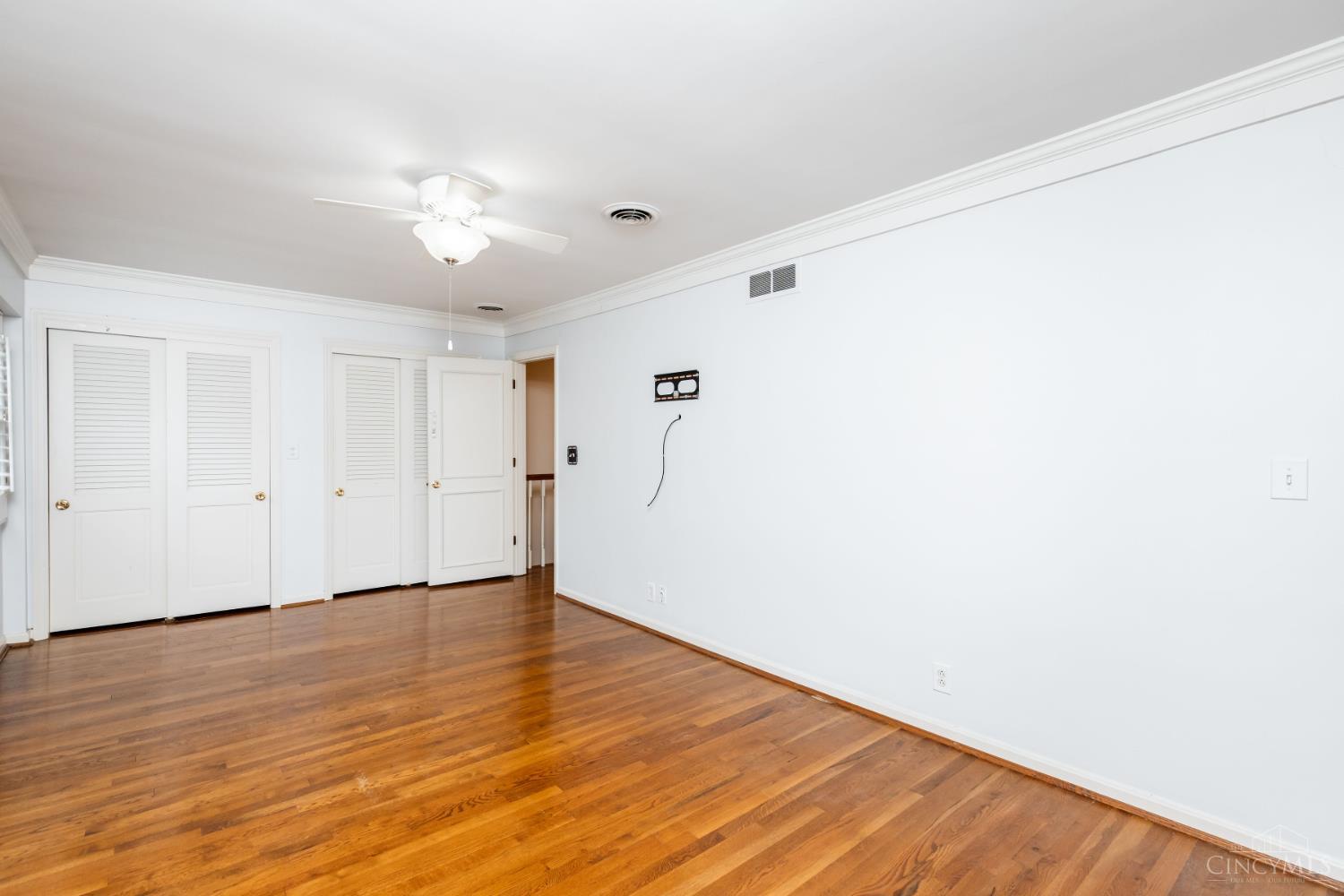 850 Van Dyke Avenue Property Photo 25
