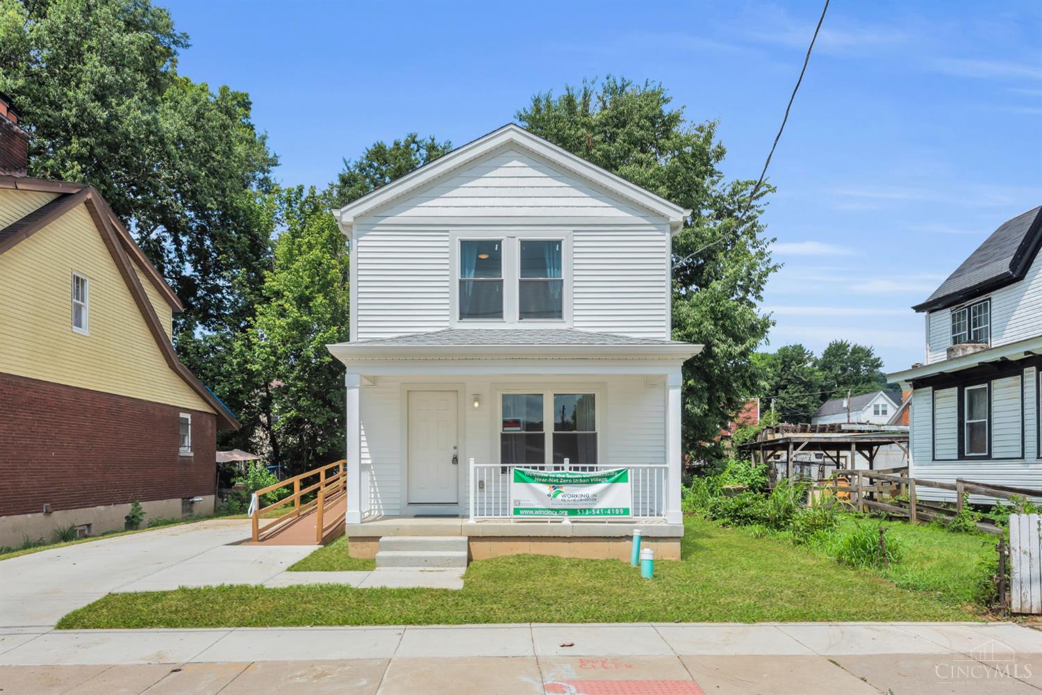 3745 Borden Street Property Photo