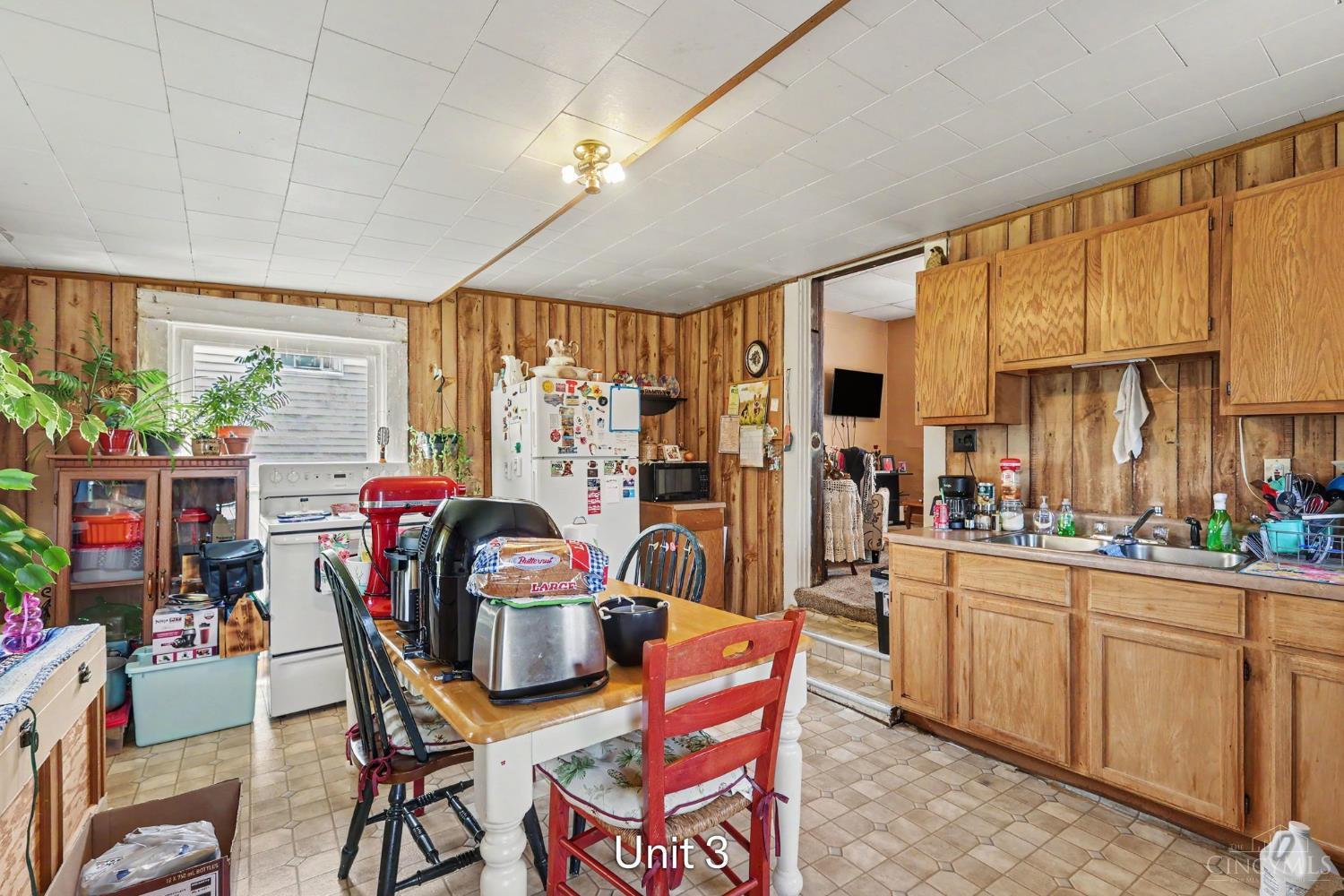 W 312 Grant Avenue Property Photo 27