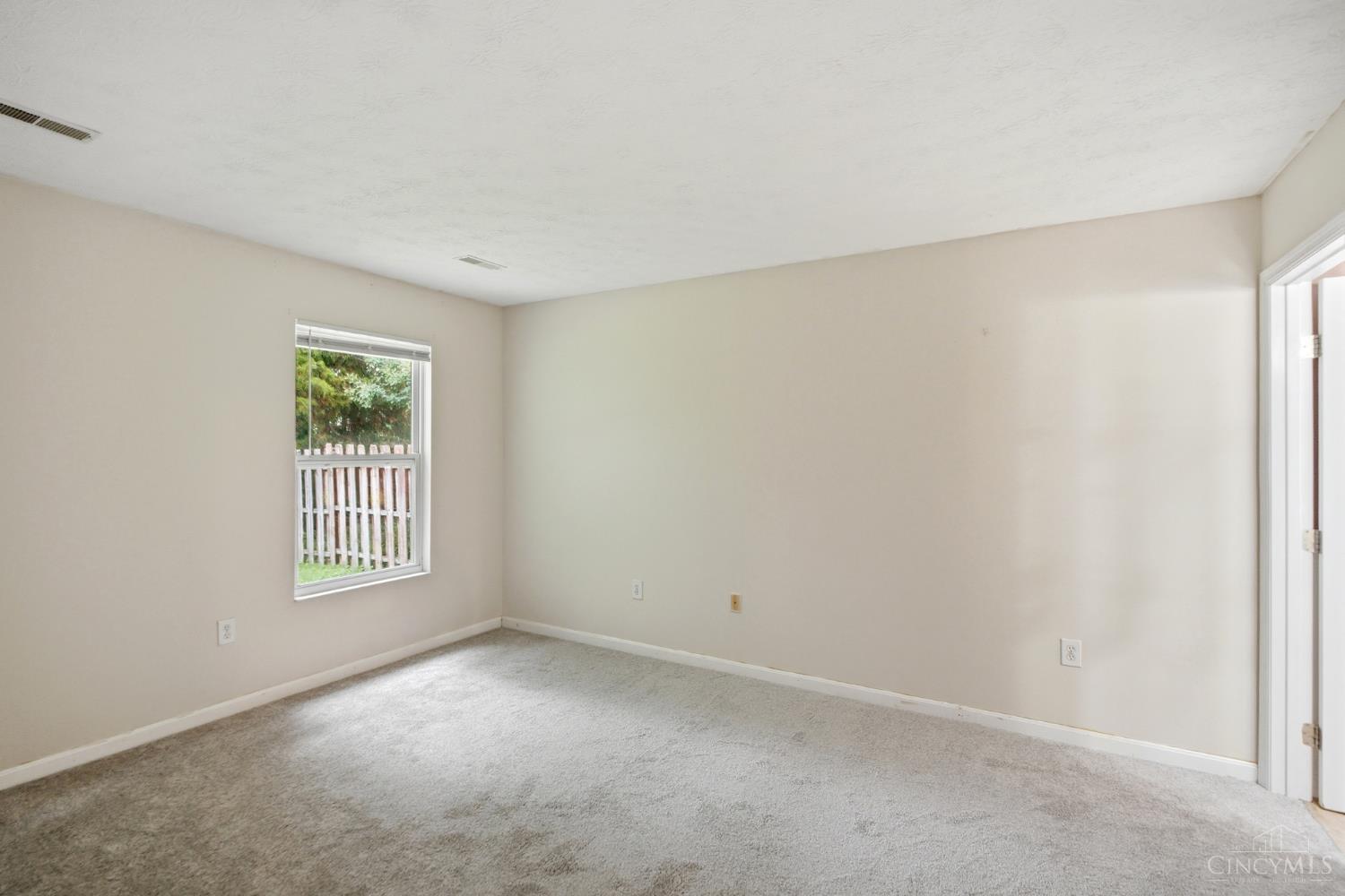 348 Antietam Boulevard Property Photo 6