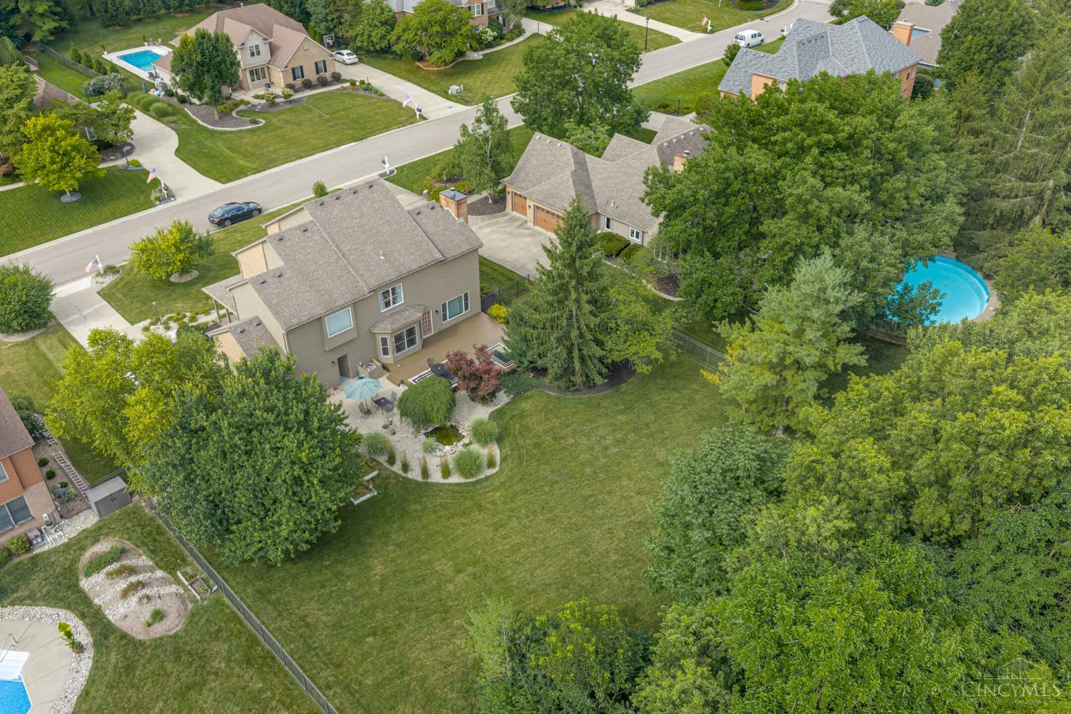 130 Edinburgh Drive Property Photo 14