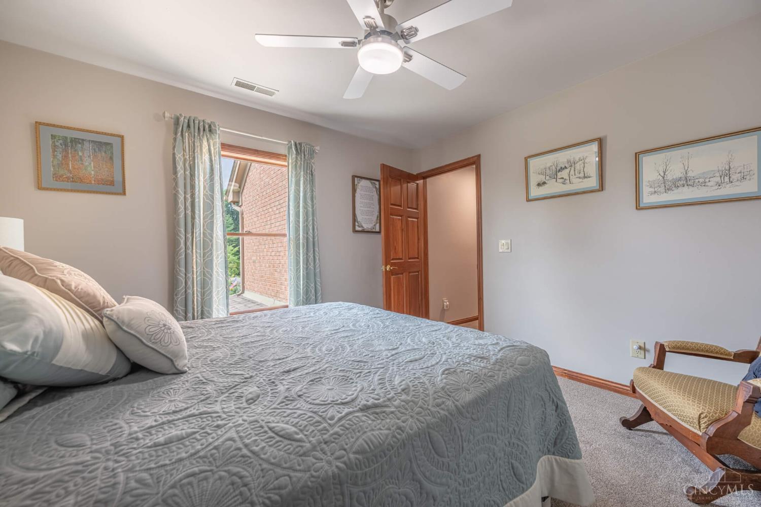 130 Edinburgh Drive Property Photo 37