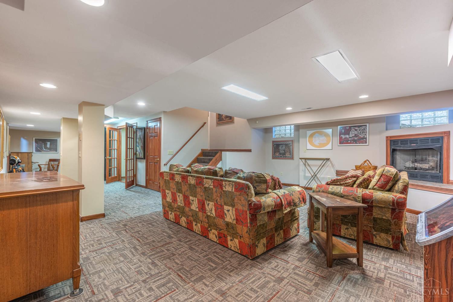 130 Edinburgh Drive Property Photo 38