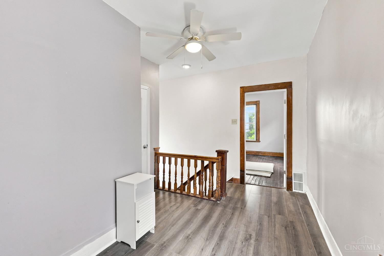 2530 Hemlock Street Property Photo 7