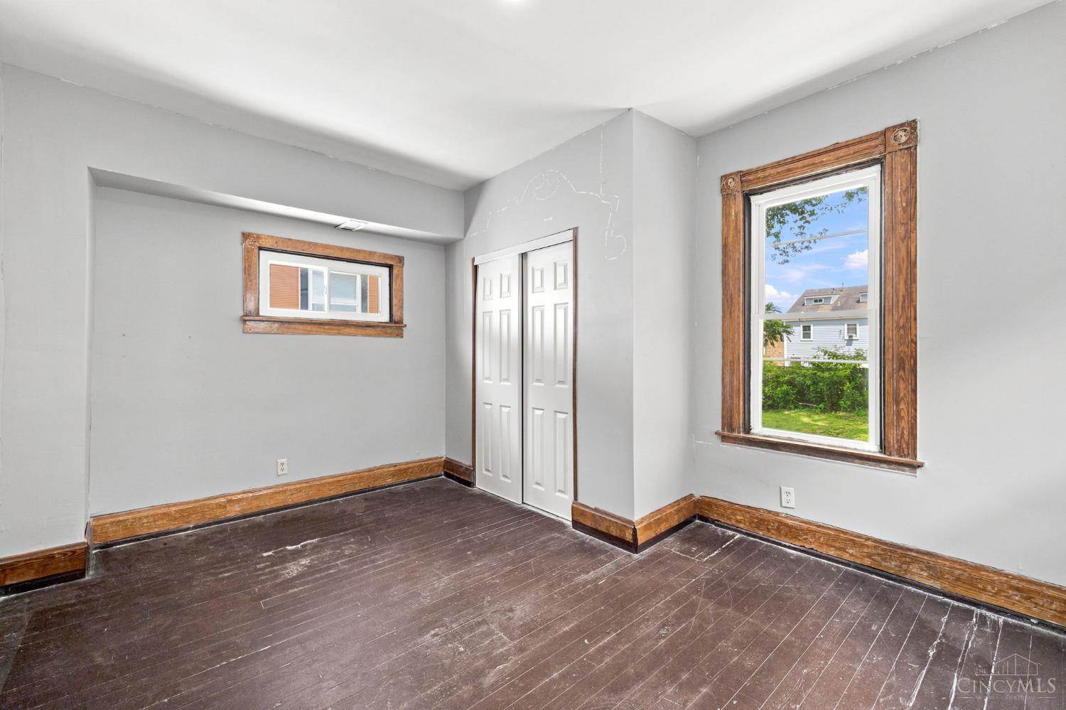 2530 Hemlock Street Property Photo 14