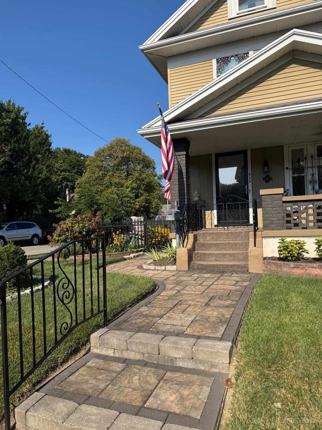 853 Wellmeier Avenue Property Photo 17