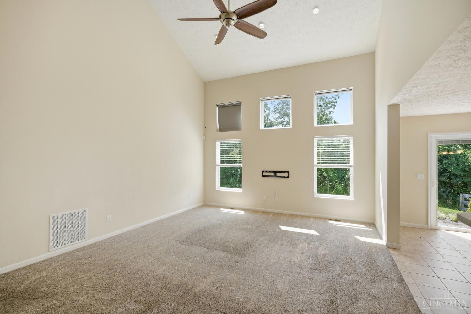 5053 Joy Drive Property Photo 2