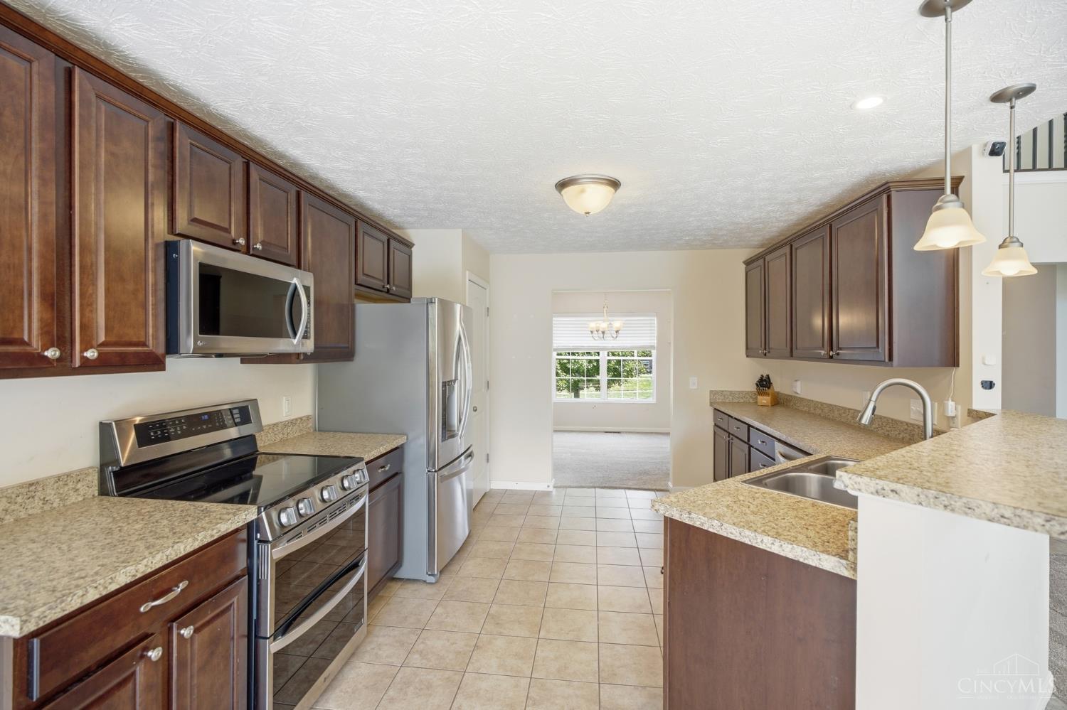 5053 Joy Drive Property Photo 3