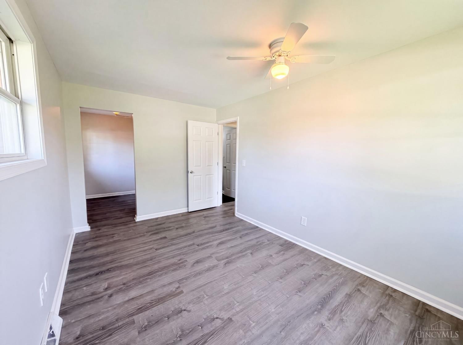 610 Mercury Drive Property Photo 15