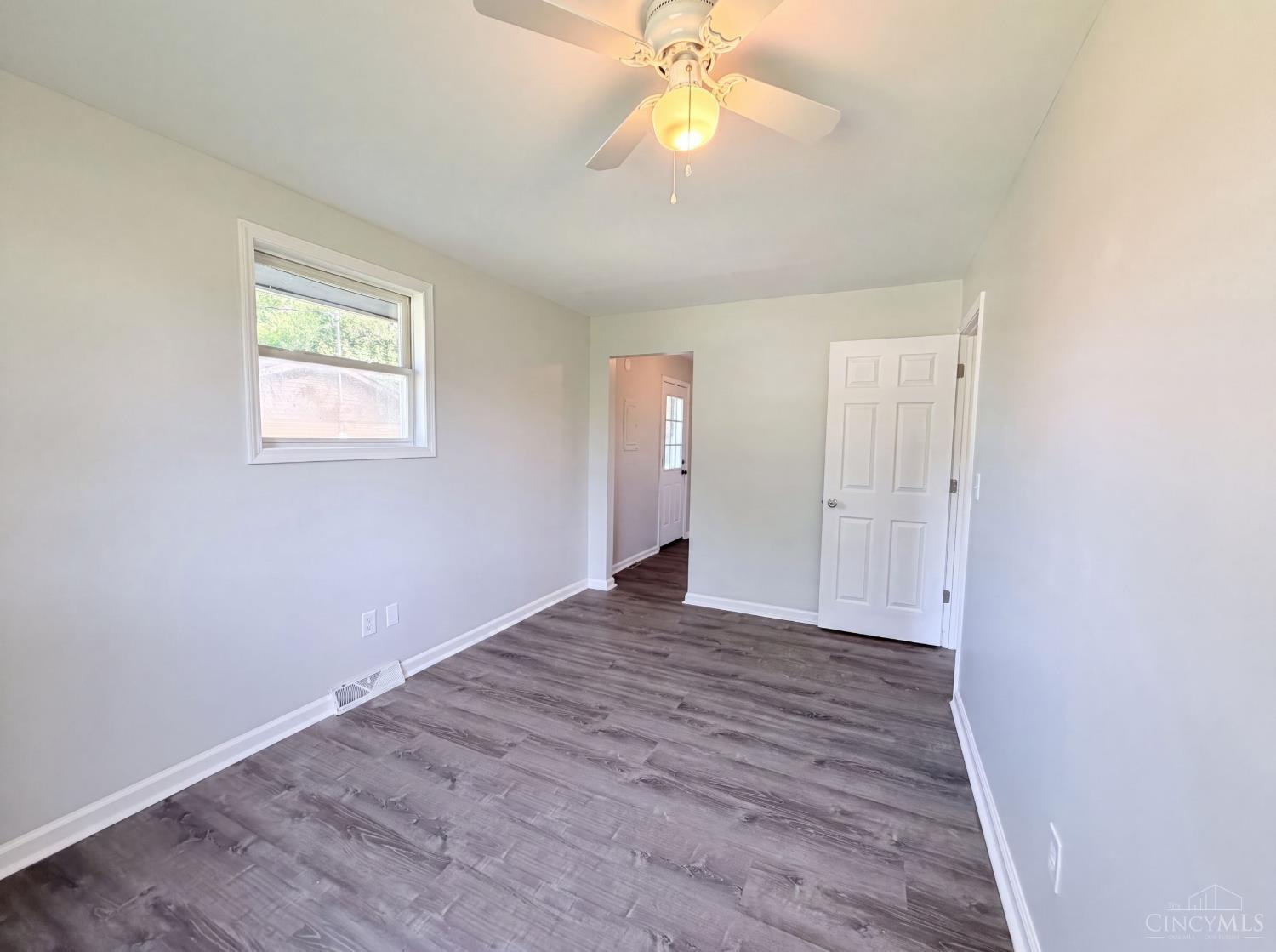 610 Mercury Drive Property Photo 17
