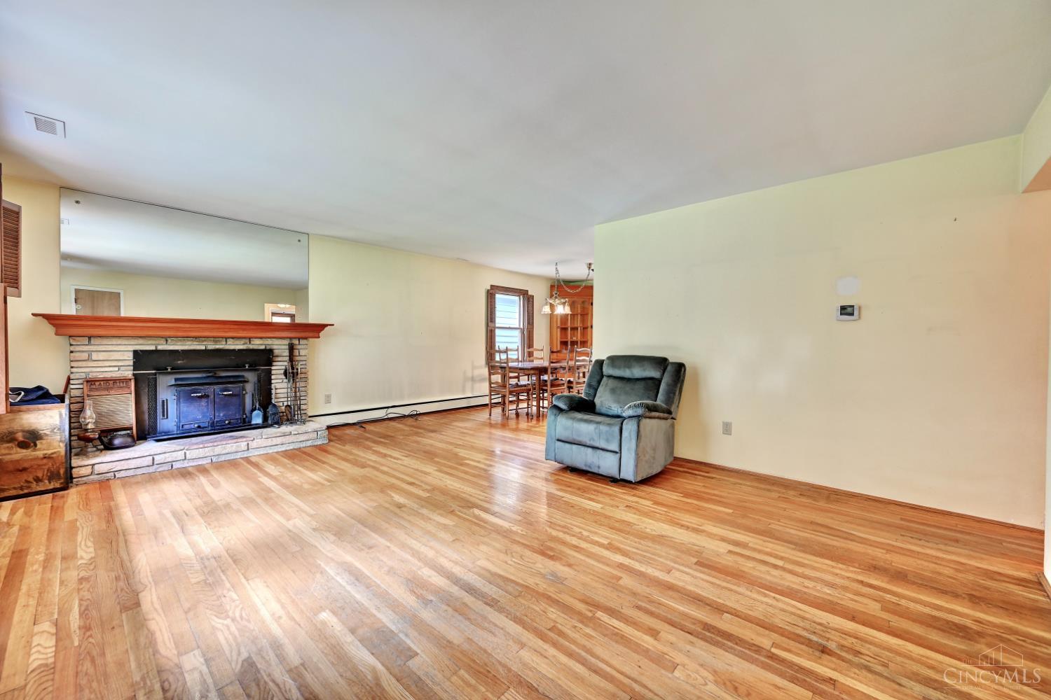 1741 Bloomingdale Avenue Property Photo 9