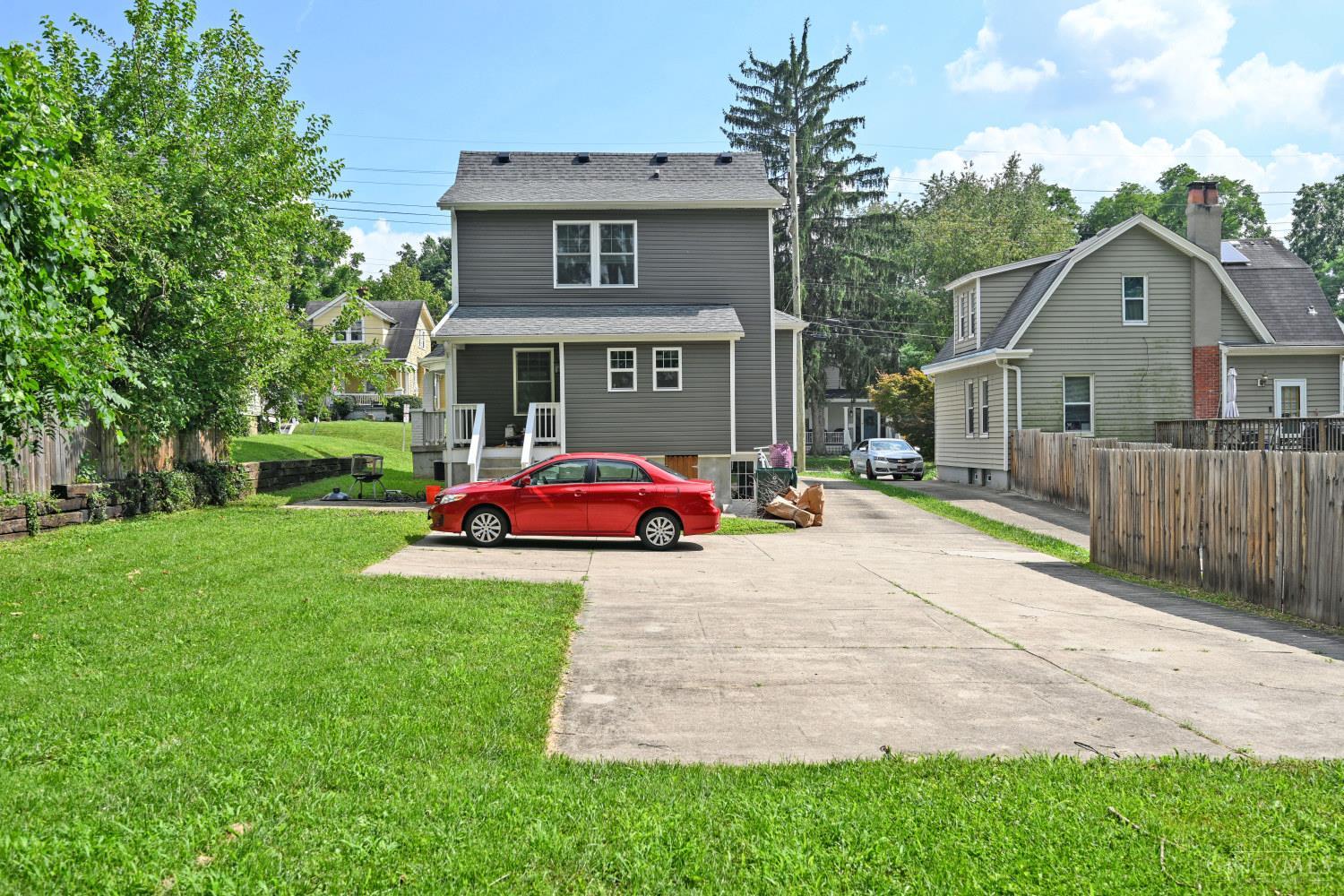 5748 Bramble Avenue Property Photo 33