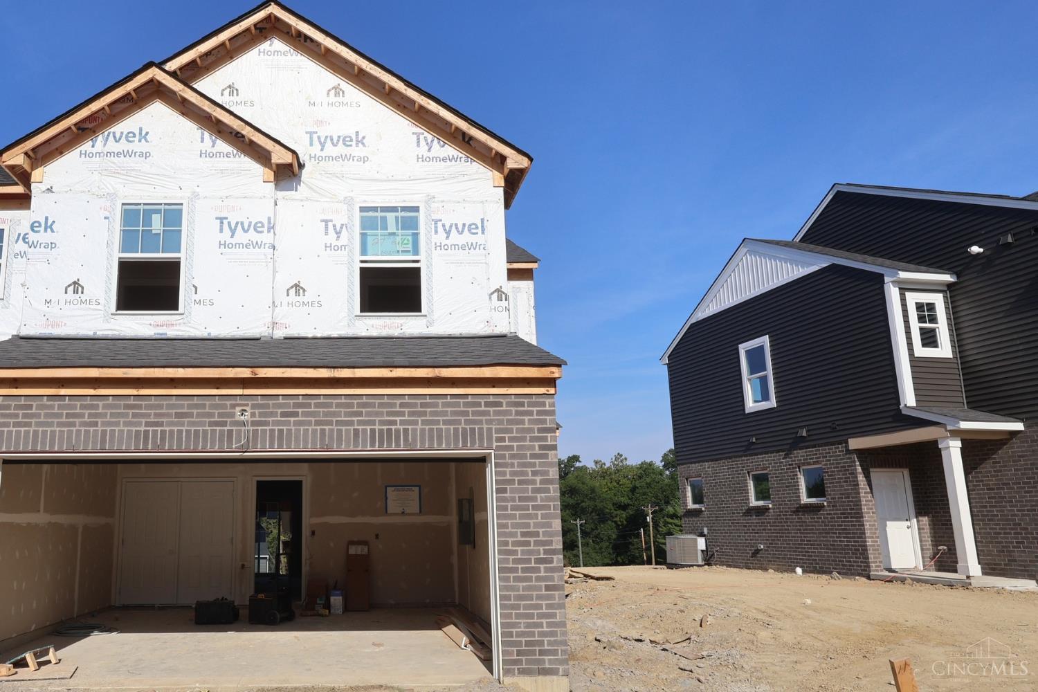7247 Grandpoint Drive Property Photo 3