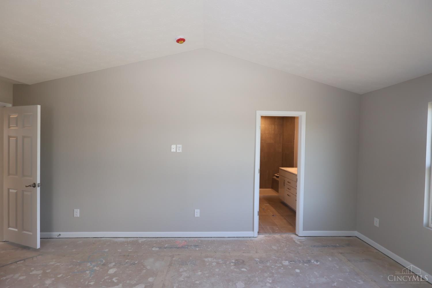7247 Grandpoint Drive Property Photo 10