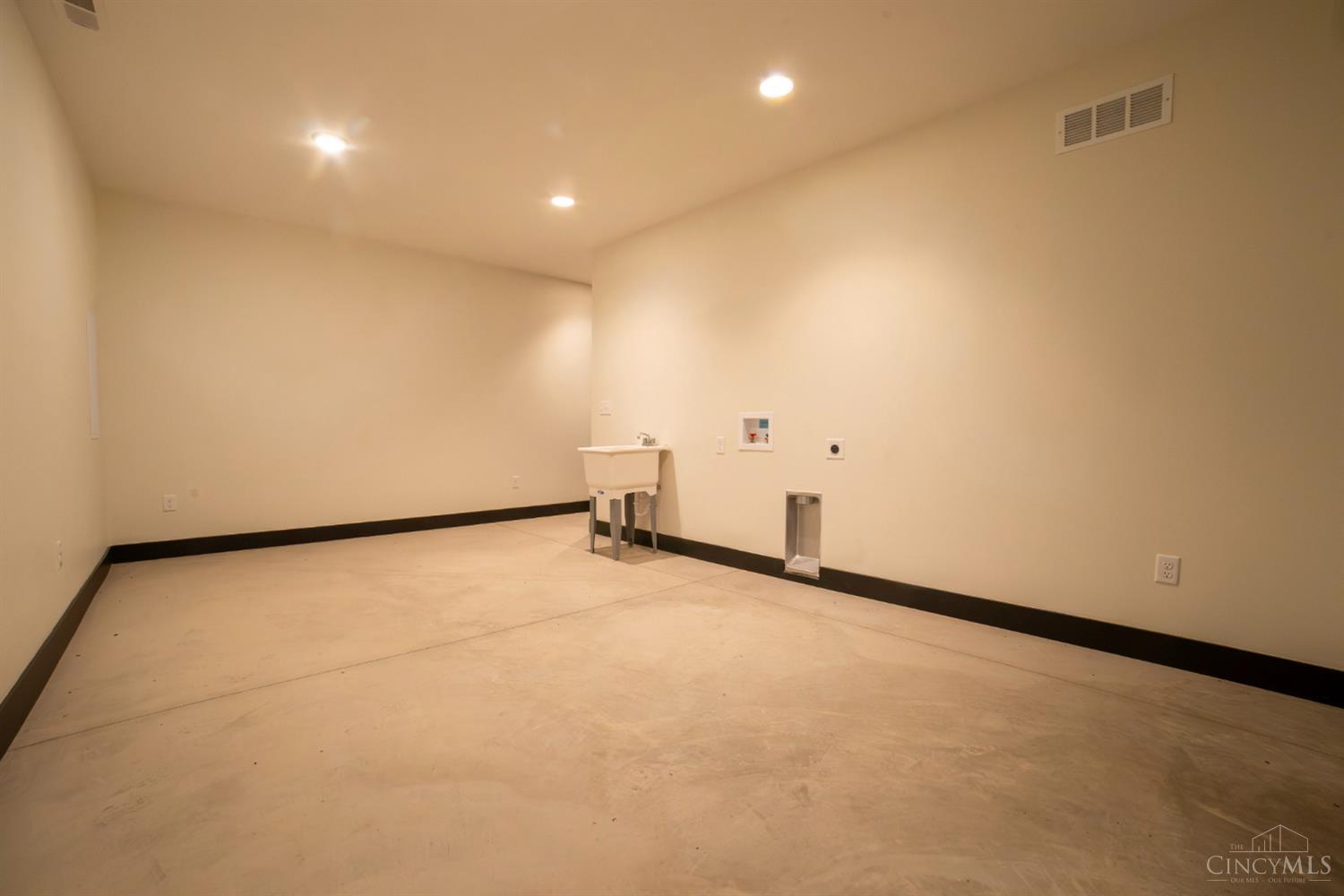 3545 Eden Avenue Property Photo 27