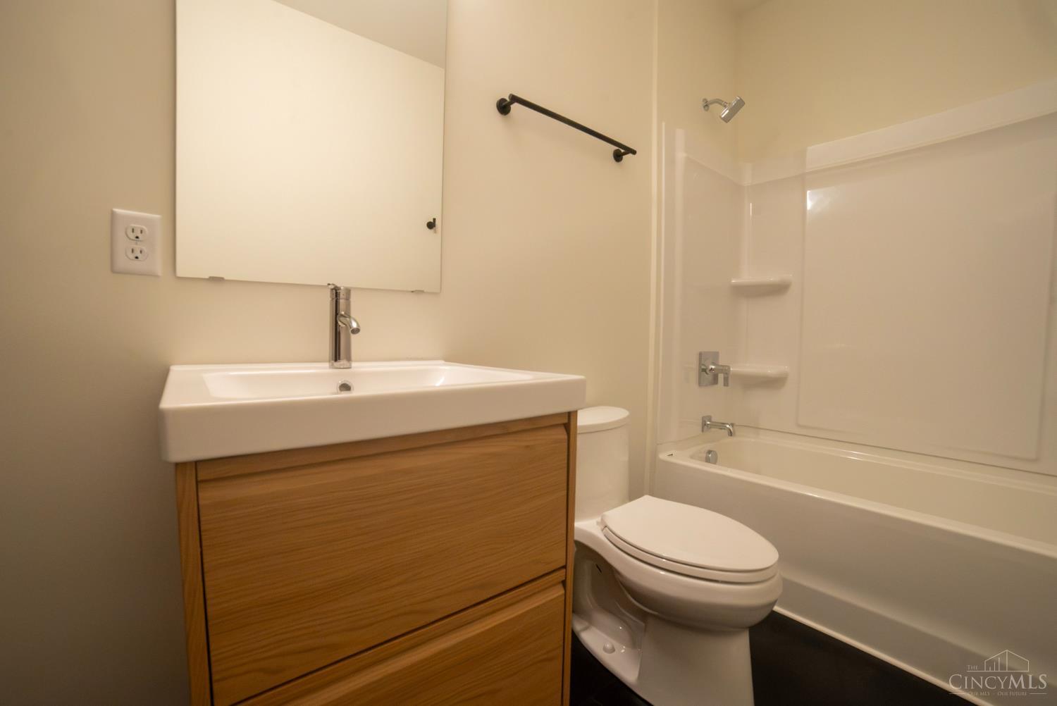 3547 Eden Avenue Property Photo 23