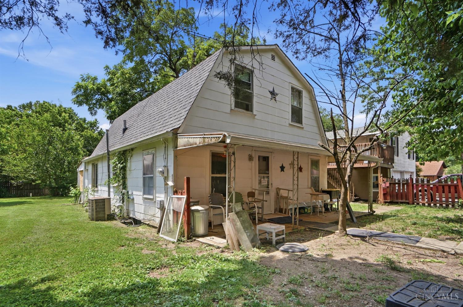 2117 Cardinal Avenue Property Photo 1