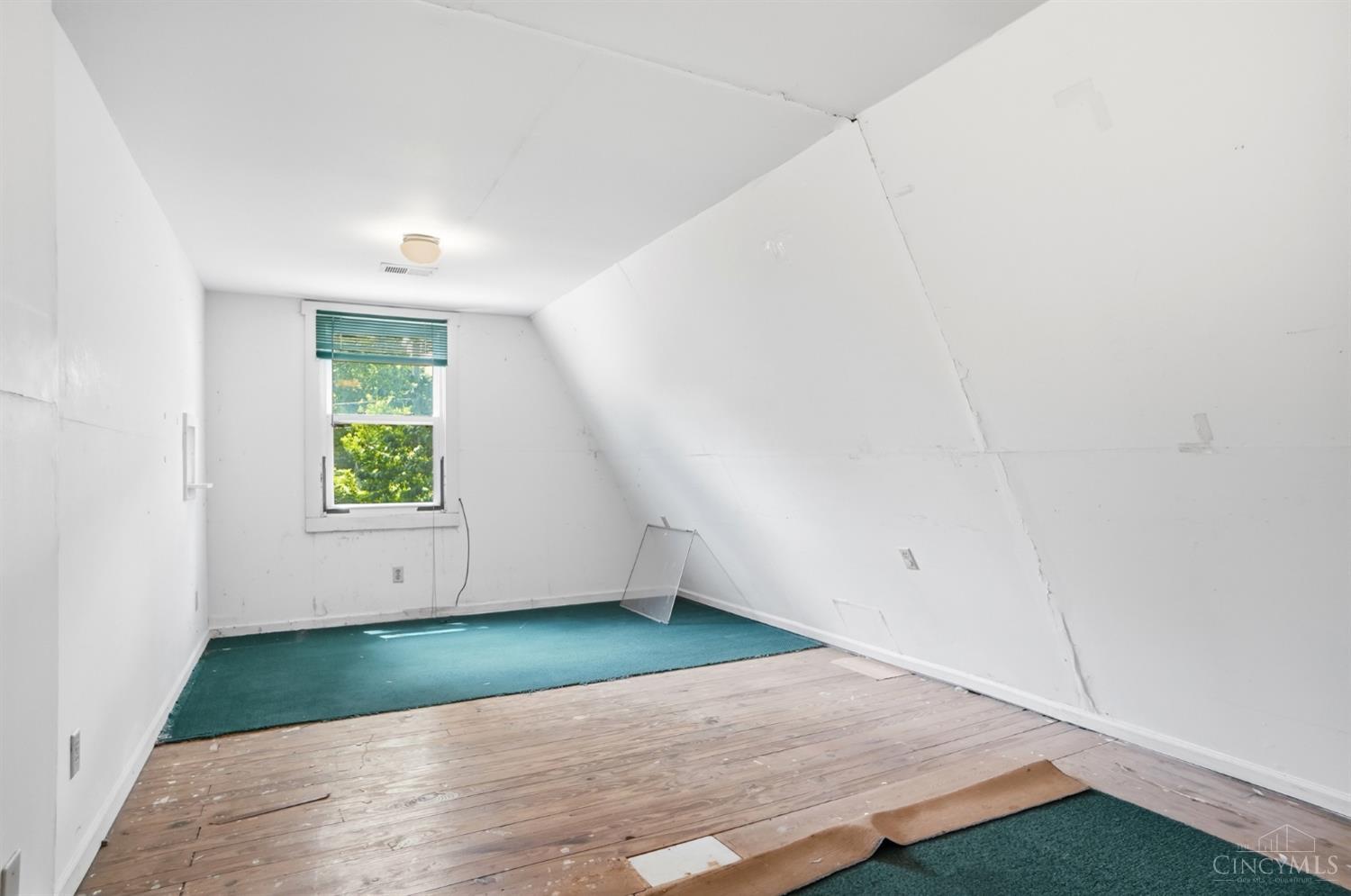 2117 Cardinal Avenue Property Photo 18