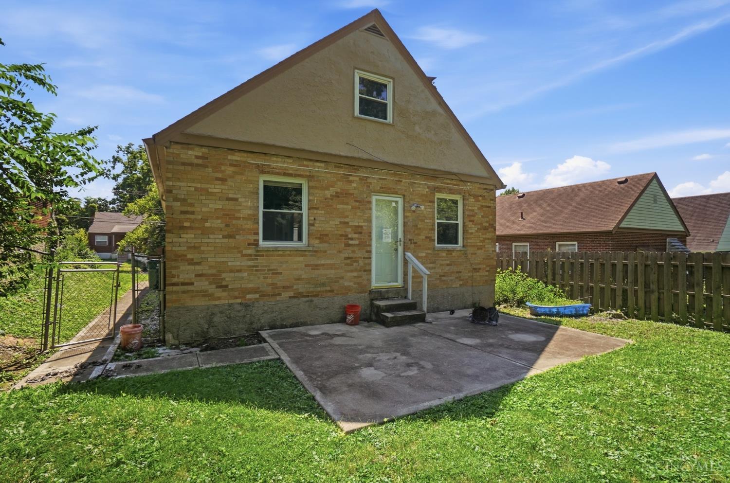 6109 Argus Road Property Photo 2
