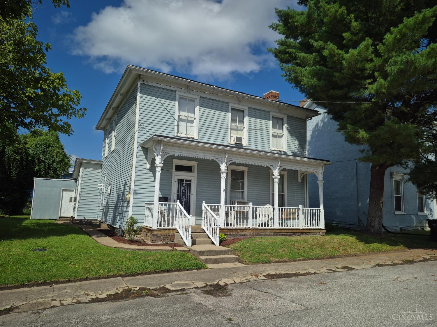 25 Third Street Property Photo 4