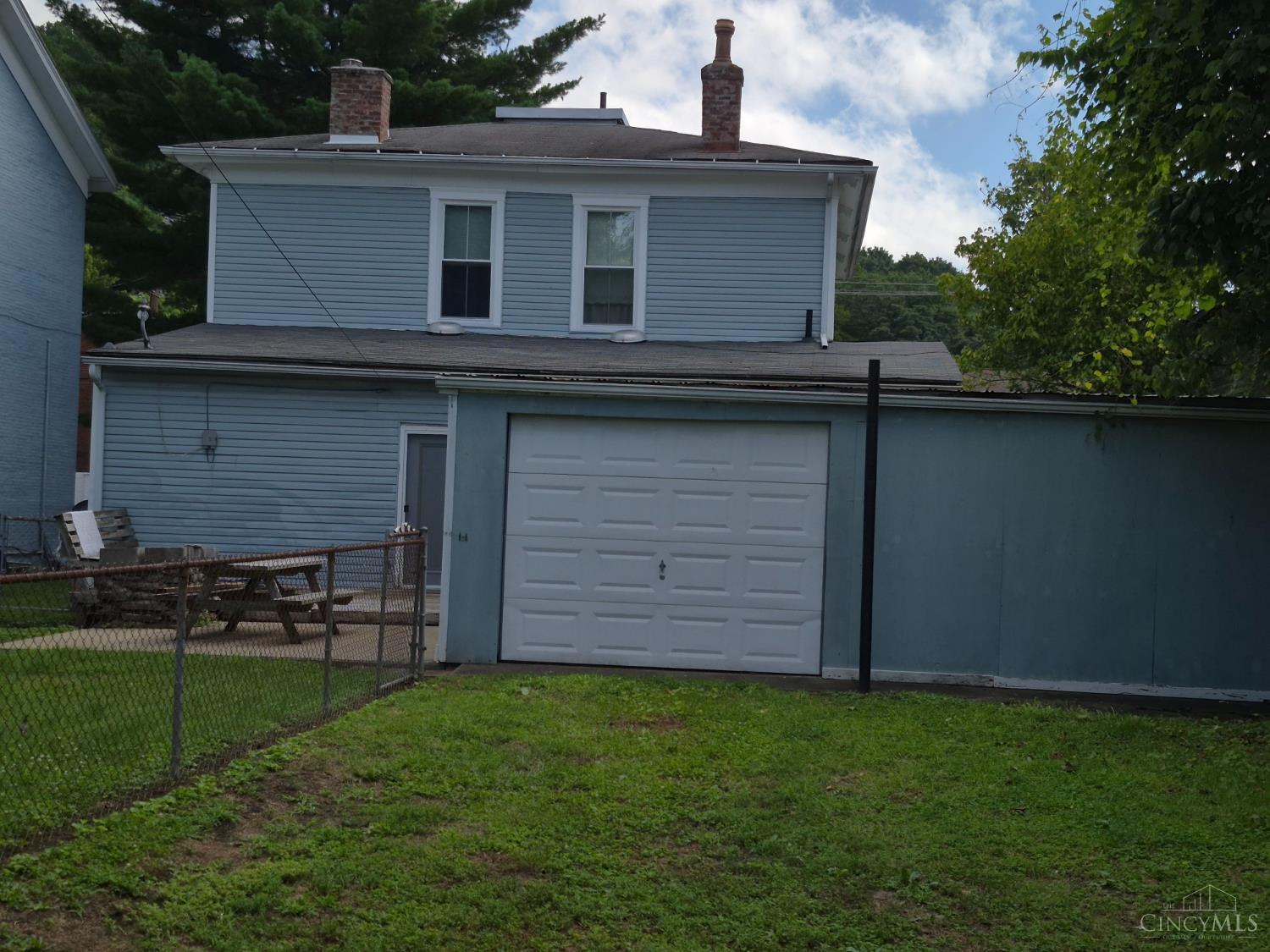 25 Third Street Property Photo 5