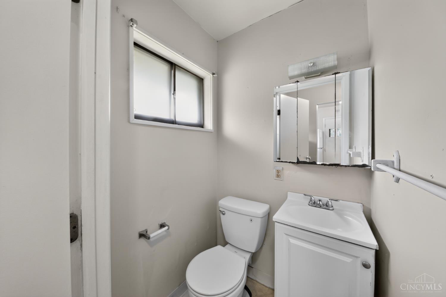 1282 Aldrich Avenue Property Photo 16