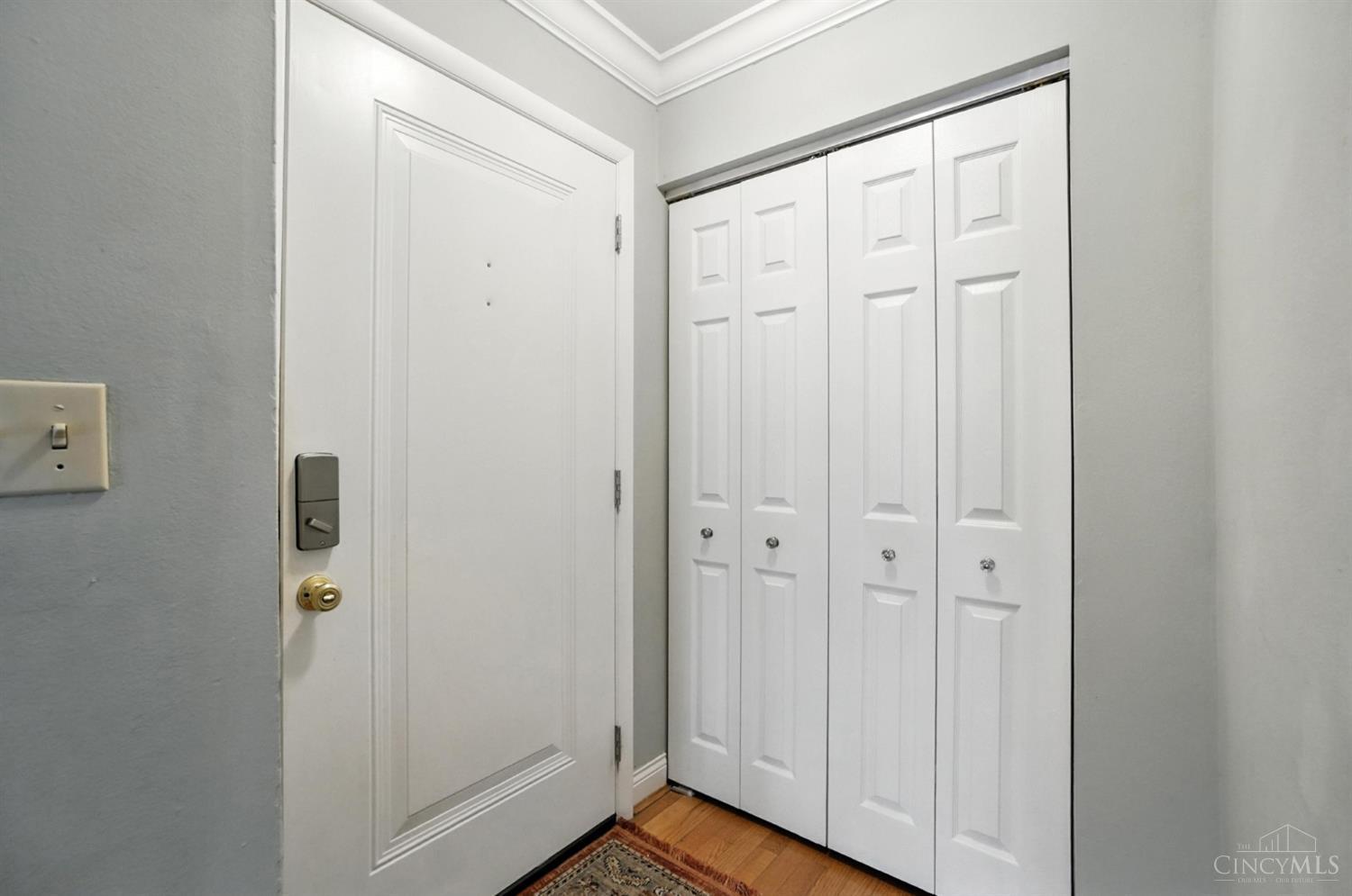 2270 Madison Road Property Photo 7