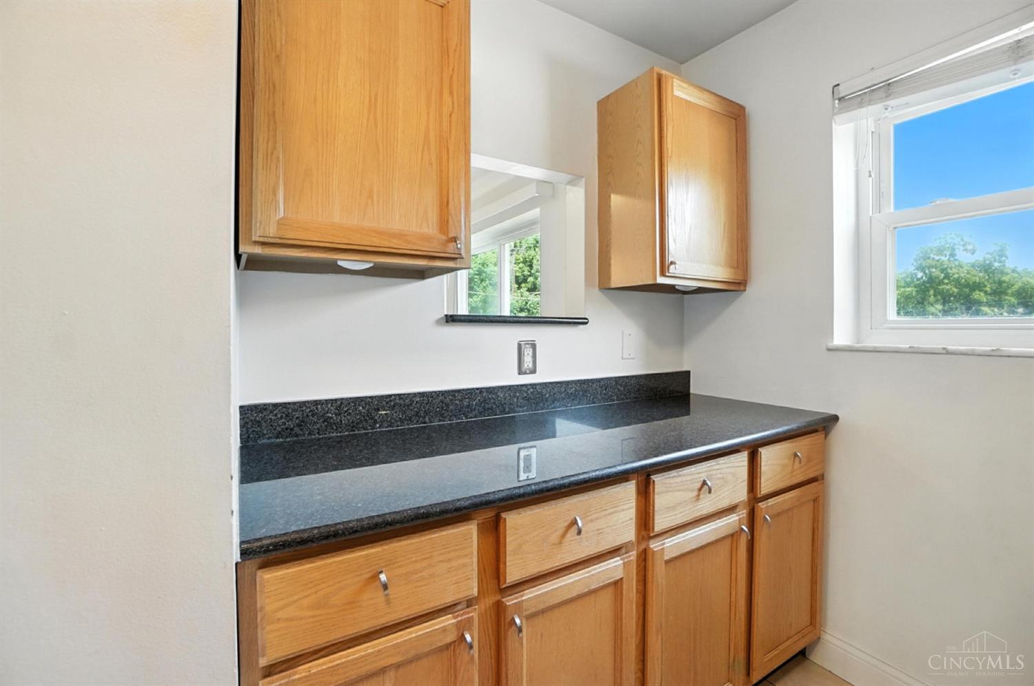 2270 Madison Road Property Photo 19