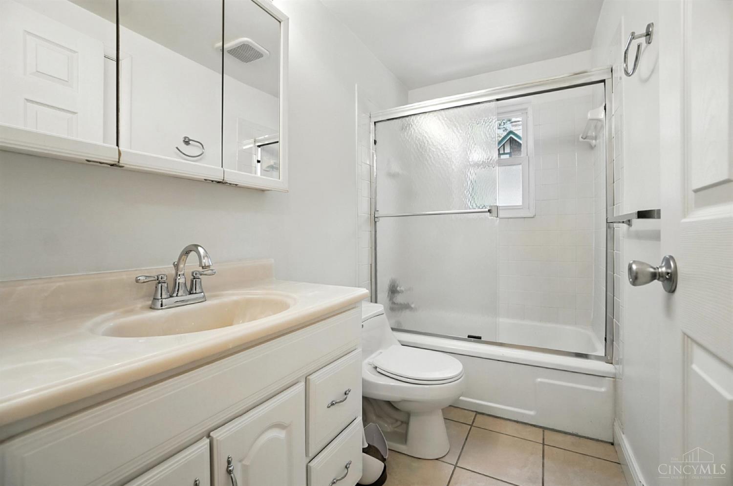 2270 Madison Road Property Photo 34