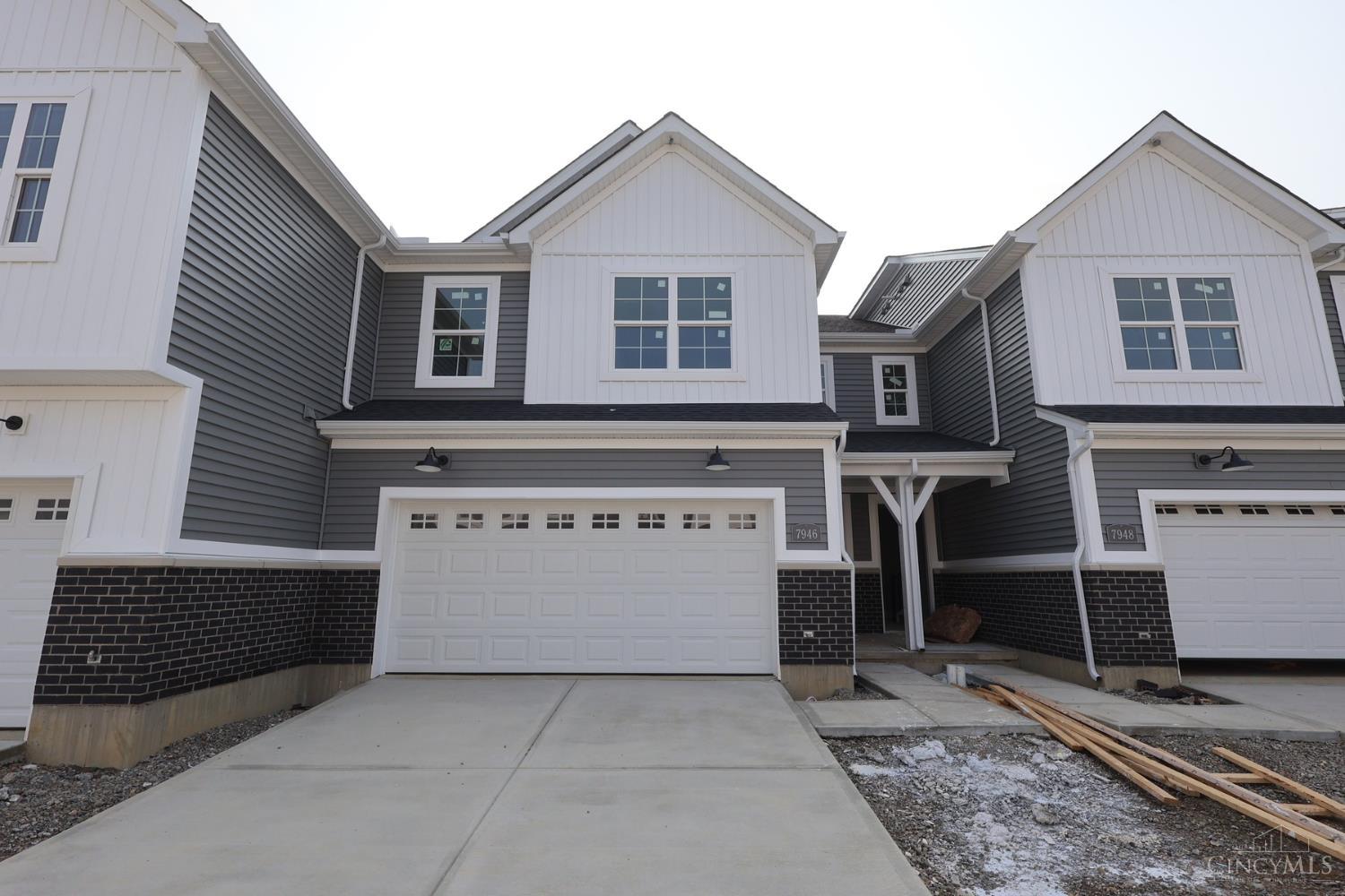 7946 Monet Drive Property Photo 1