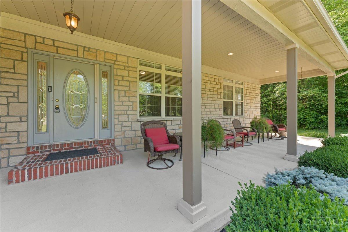 820 Indian Lakes Boulevard Property Photo 5
