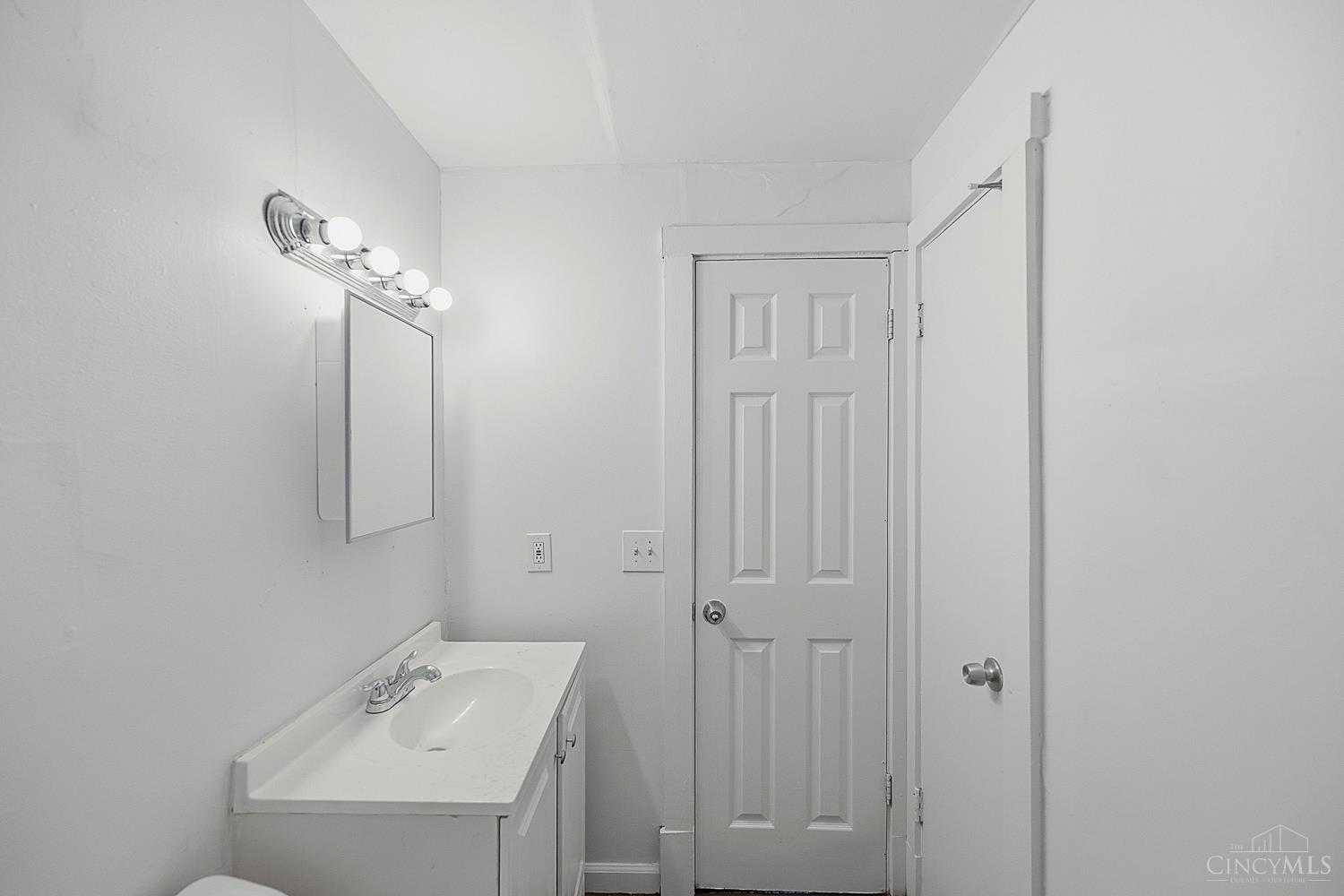 2532 Rack Court Property Photo 7