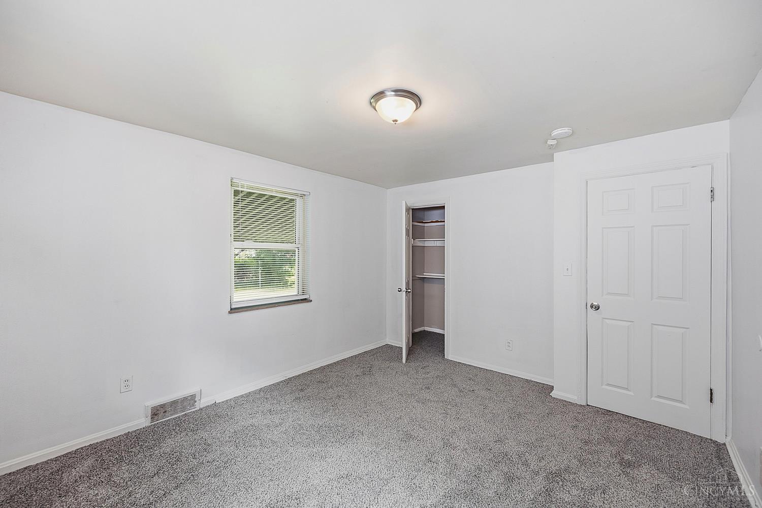 2532 Rack Court Property Photo 9
