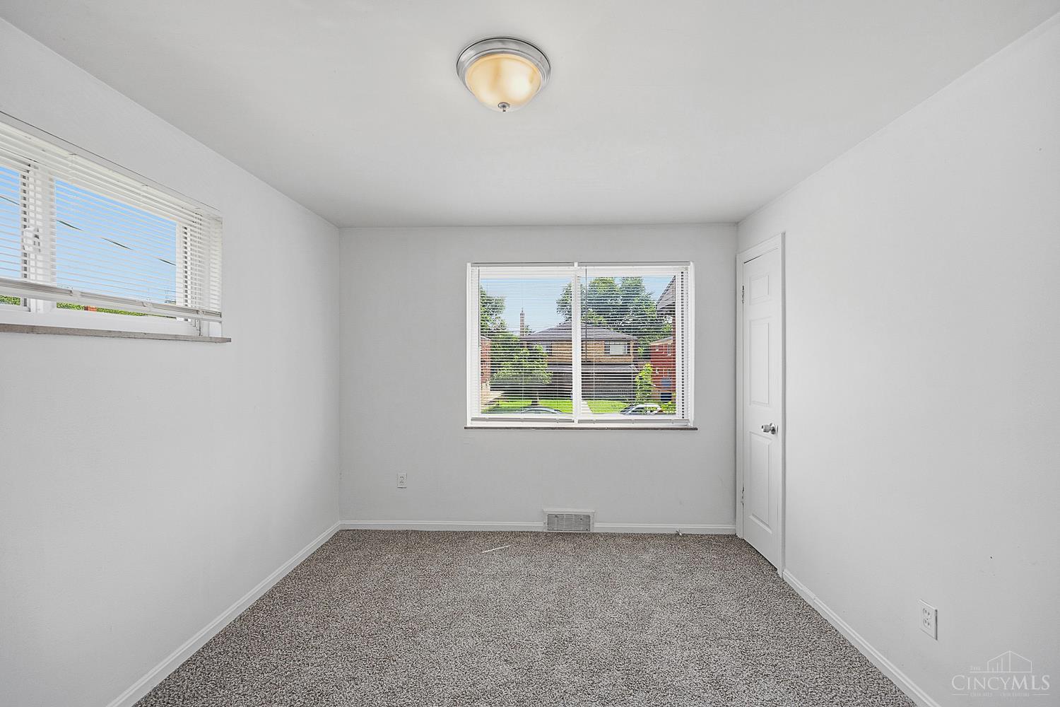 2532 Rack Court Property Photo 10