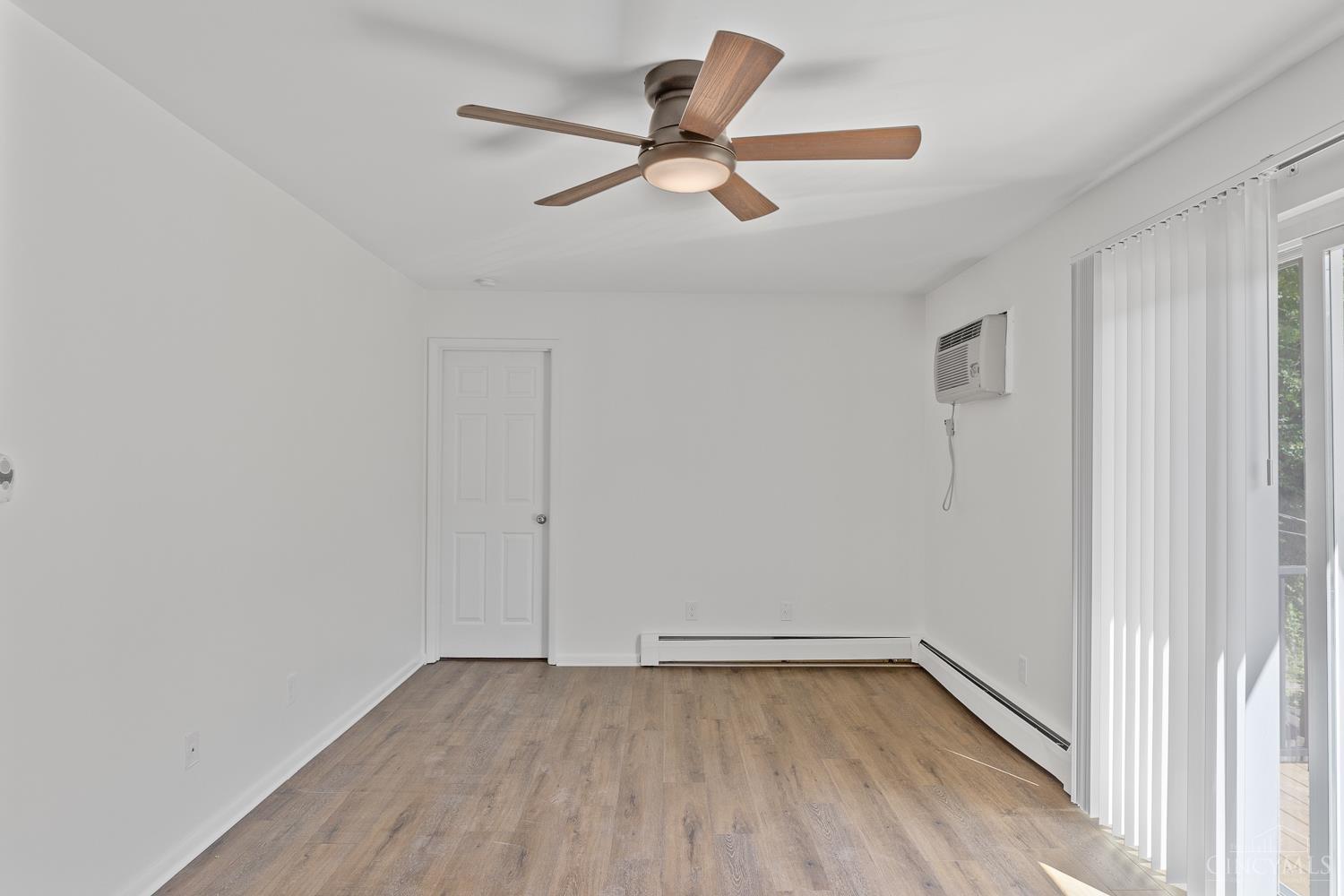 3535 Linwood Avenue Property Photo 2