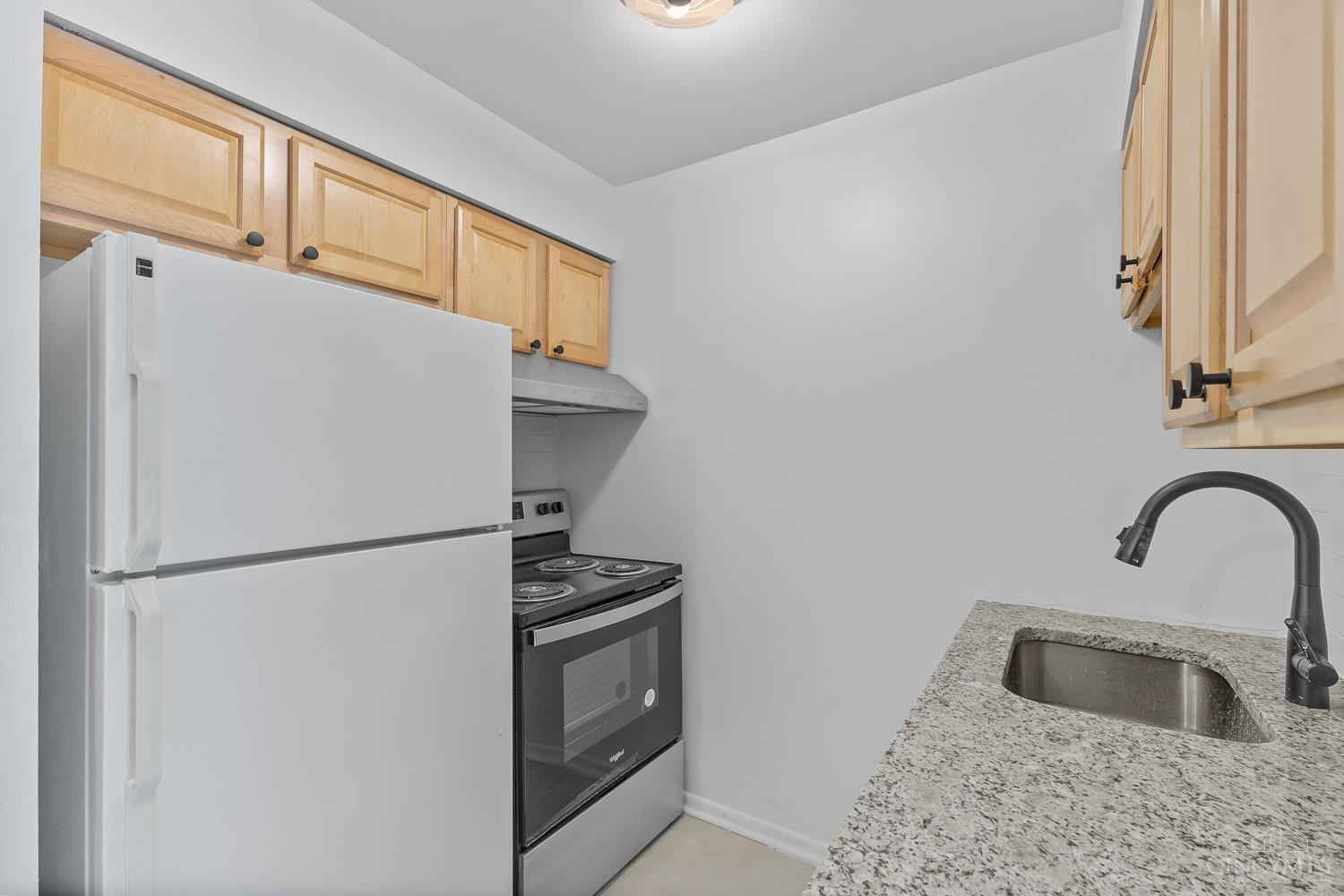 3535 Linwood Avenue Property Photo 5