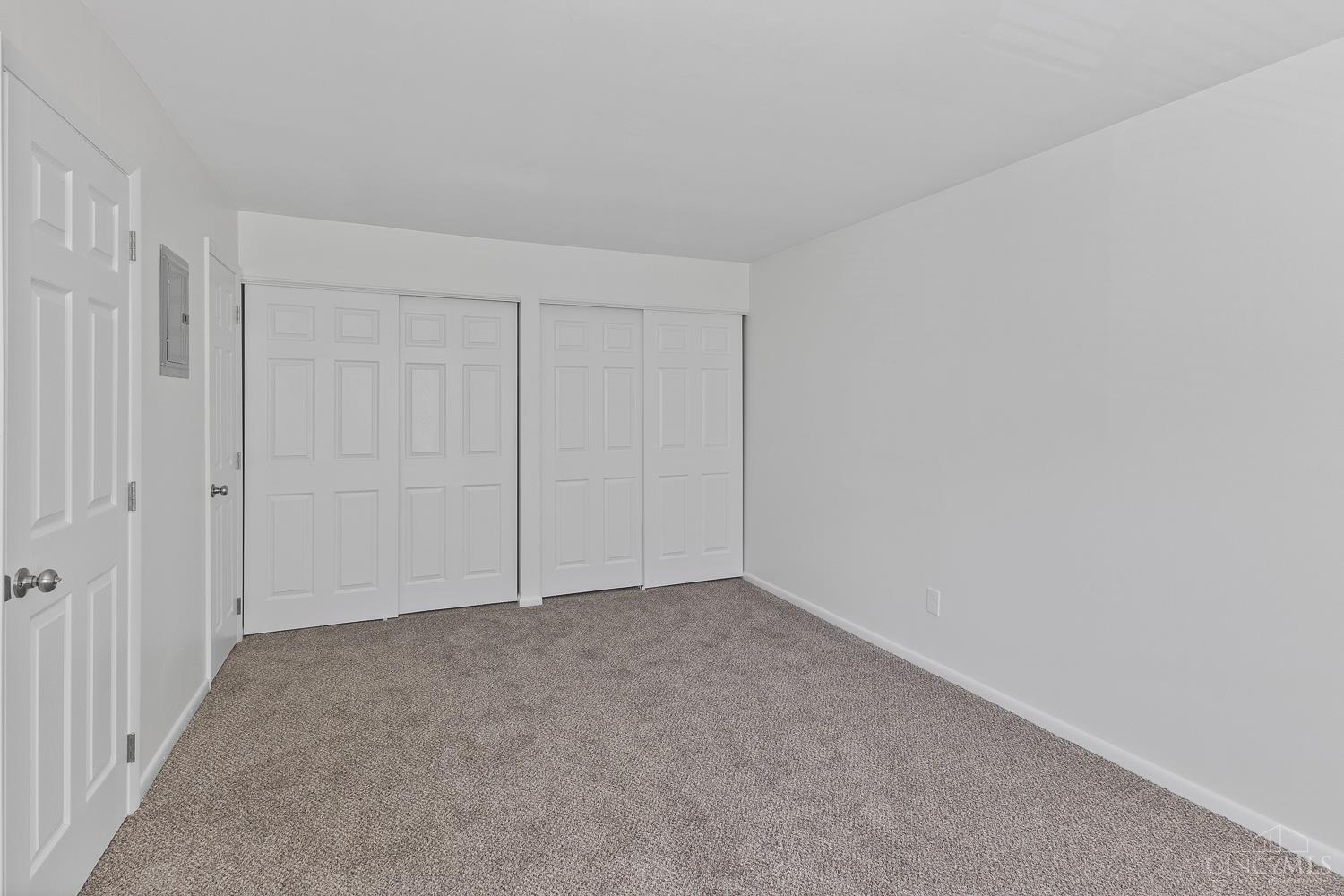 3535 Linwood Avenue Property Photo 6