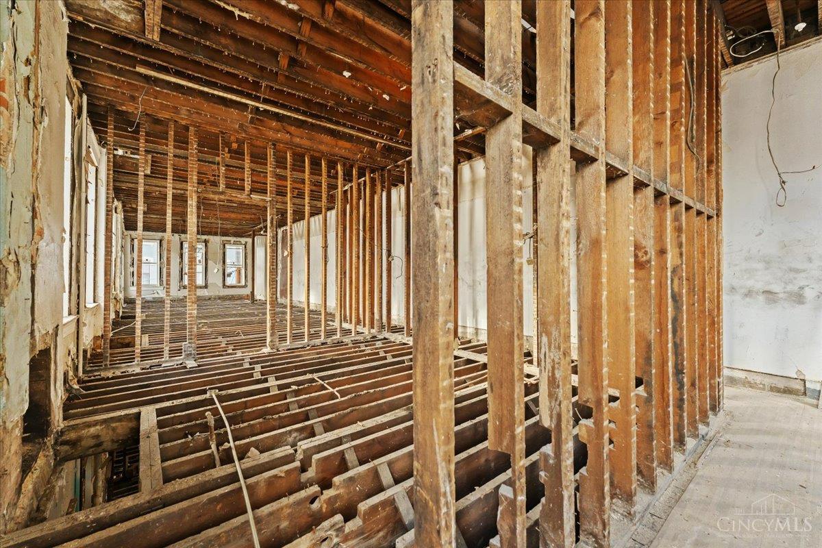 1900 Colerain Avenue Property Photo 10