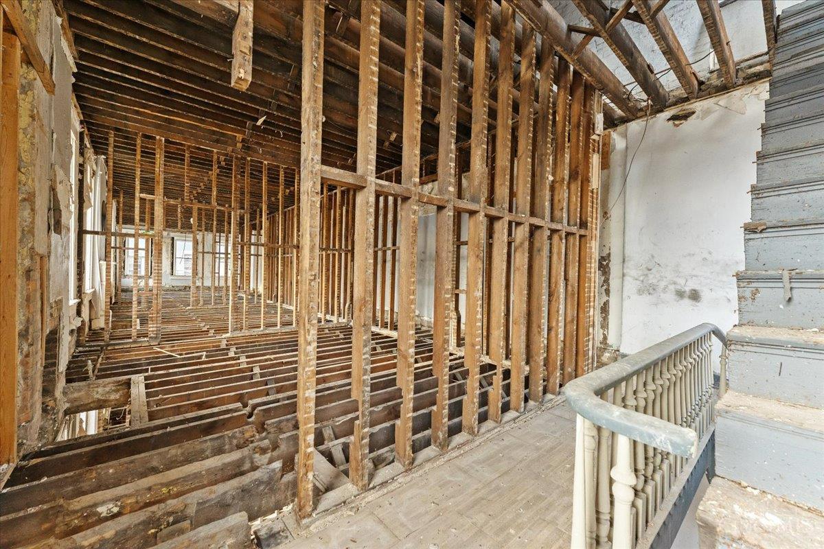1900 Colerain Avenue Property Photo 12