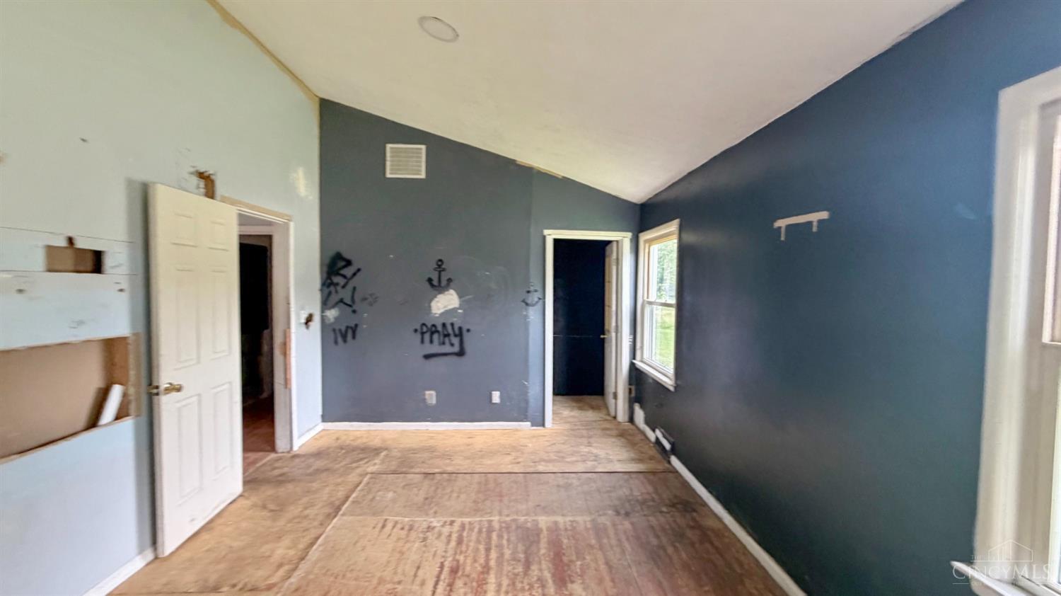 31 Cuba Avenue Property Photo 22