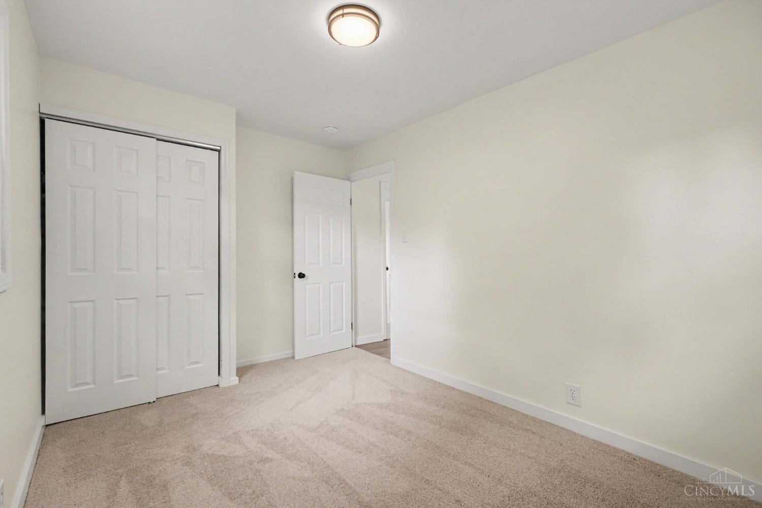 729 Walter Avenue Property Photo 11